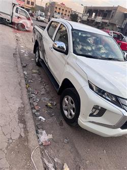 میتسوبیشی L200